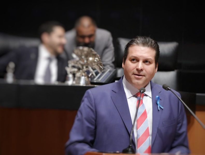 Senador pide al Gobierno Federal informe sobre medicamento caduco en el país