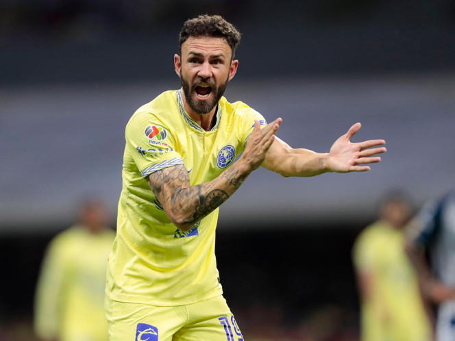 Layún vive a plenitud una liguilla más con América