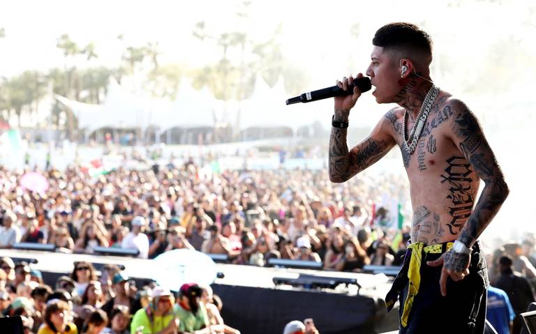 Santa Fe Klan brilla en el Coachella: “aquí, poniendo en alto a México”