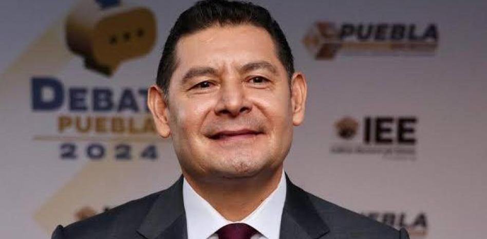 Debate por gubernatura de Puebla; propuestas de Armenta sobre ataques de adversarios